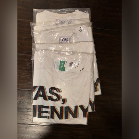 🏳️‍🌈 NWT! QE Unisex Yas Henny Tshirt - Picture 6 of 12
